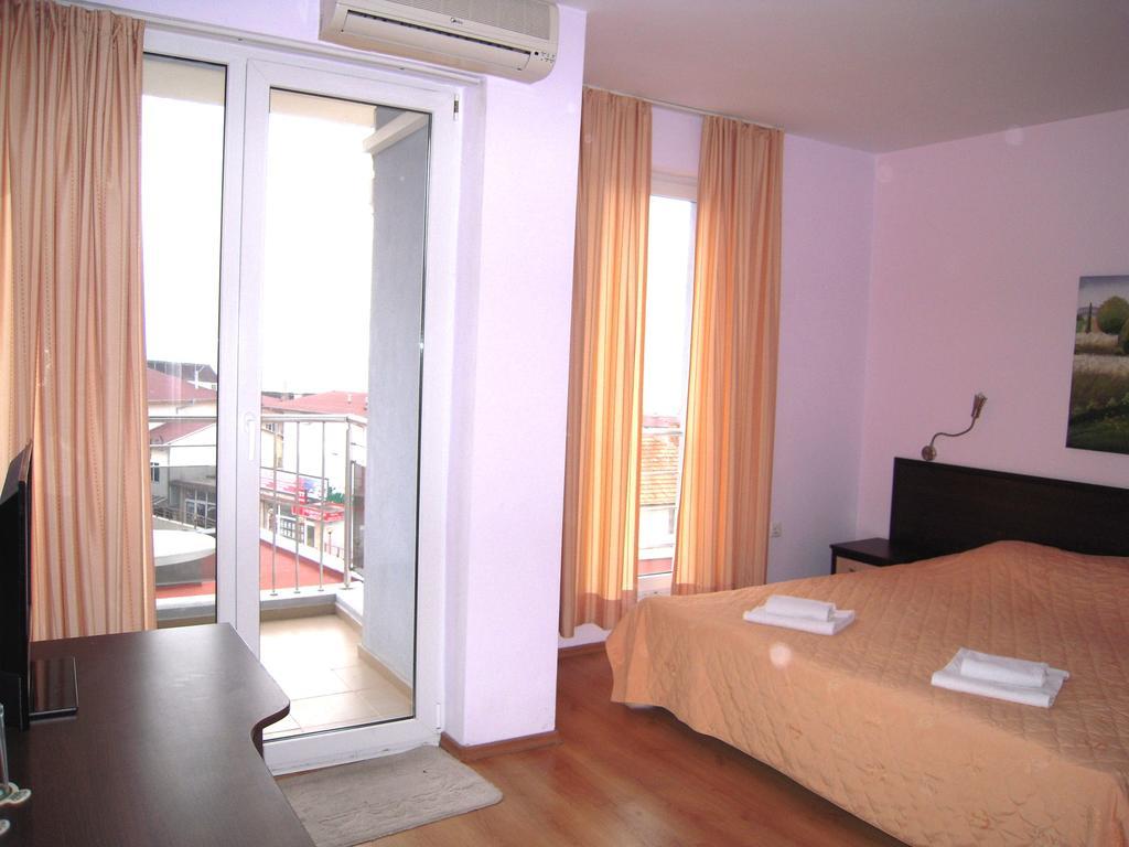 Bona Dea Club Sveti Vlas Quarto foto