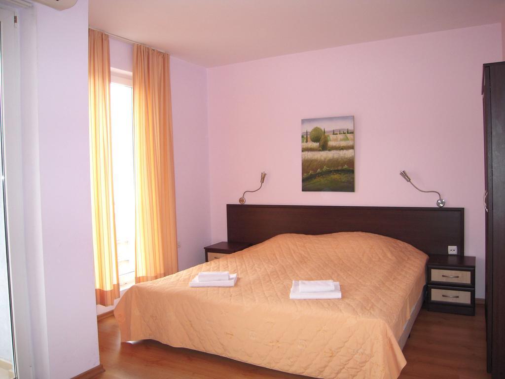 Bona Dea Club Sveti Vlas Quarto foto
